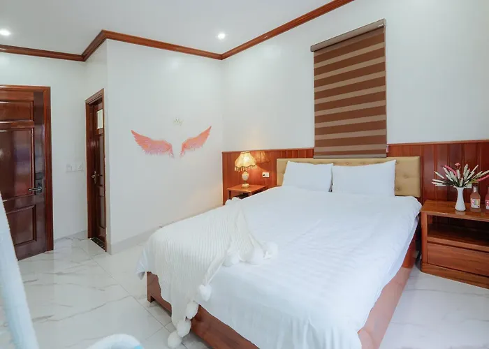 3 Sao Trung Tâm Bãi Cháy 3* Hạ Long