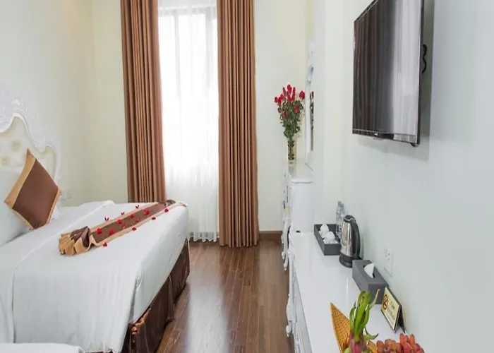 3 Sao Trung Tâm Bãi Cháy Hạ Long