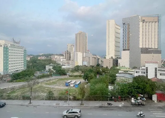 Khách sạn 3 Sao Trung Tâm Bãi Cháy